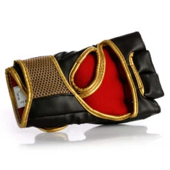 MMA GLOVES - Urban - BLACK/GOLD 13 MMA GLOVES - Urban - BLACK/GOLD -Elite Fitness Store MMAGLOVES Urban BLACKGOLD1
