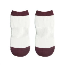 Grip Socks -Elite Fitness Store SP24020 YourReformer Socks Ecomm 301045 WEB 2048x2048 be5ed66b b27a 4801 aff9 06d76b5ad431